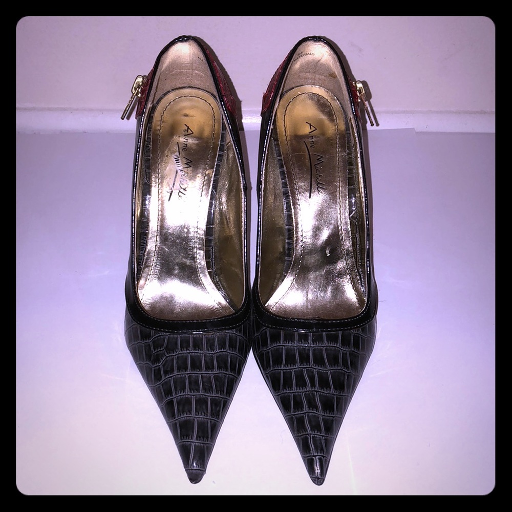 Sexy pointed toe stilettos